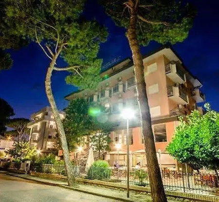 Hotel President 3*